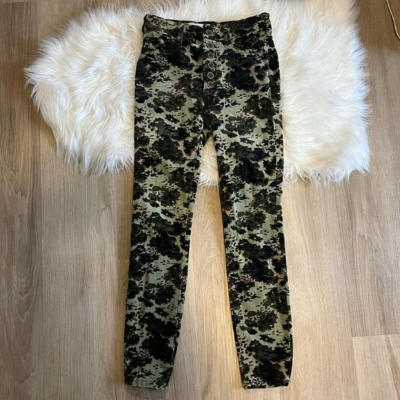 Anthropologie high waisted camo corduroy pants - Picture 1 of 13